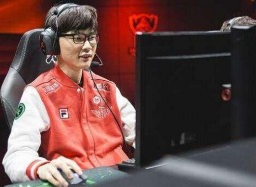 判罚的争议 判罚的争议