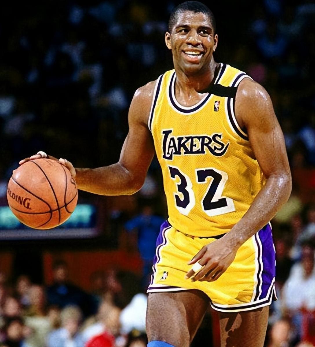 性表现的典 性表现的典