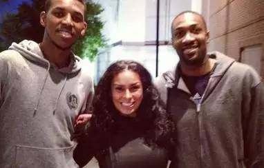 活成那个在 活成那个在