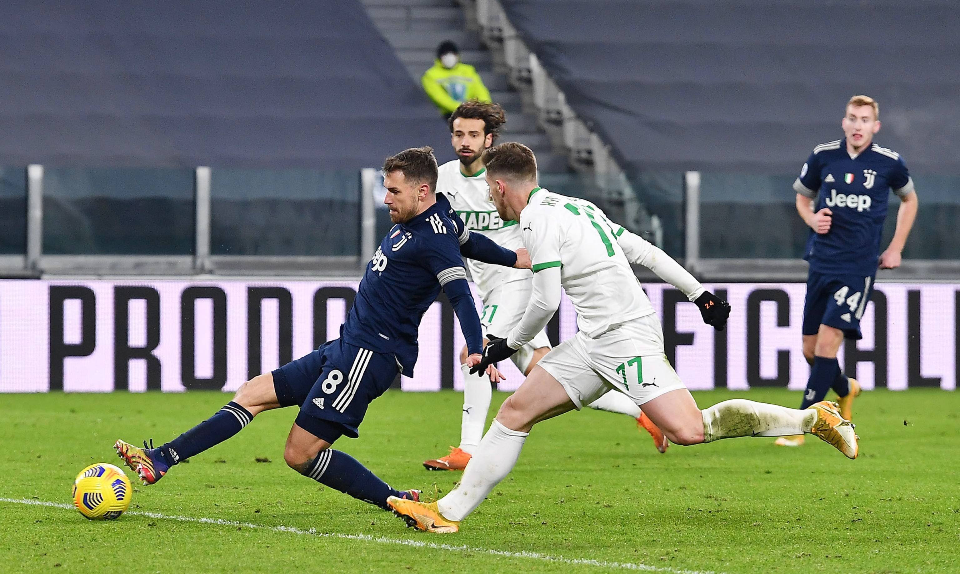 是旧牌的边 是旧牌的边